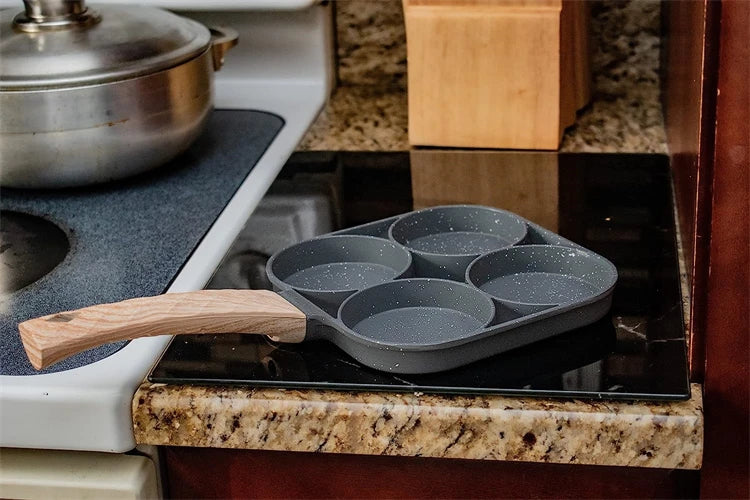 Pancake Egg Frying Pan 4 Cups Omelet Poached Egg Pan for Breakfast